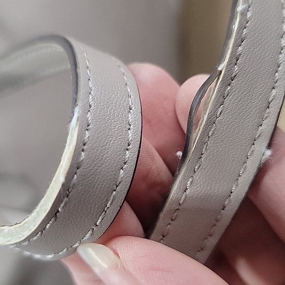 Kate Spade S362 Large Nylon Tote. Light Beige / Greige / Taupe. Used Condition. - Picture 11 of 16